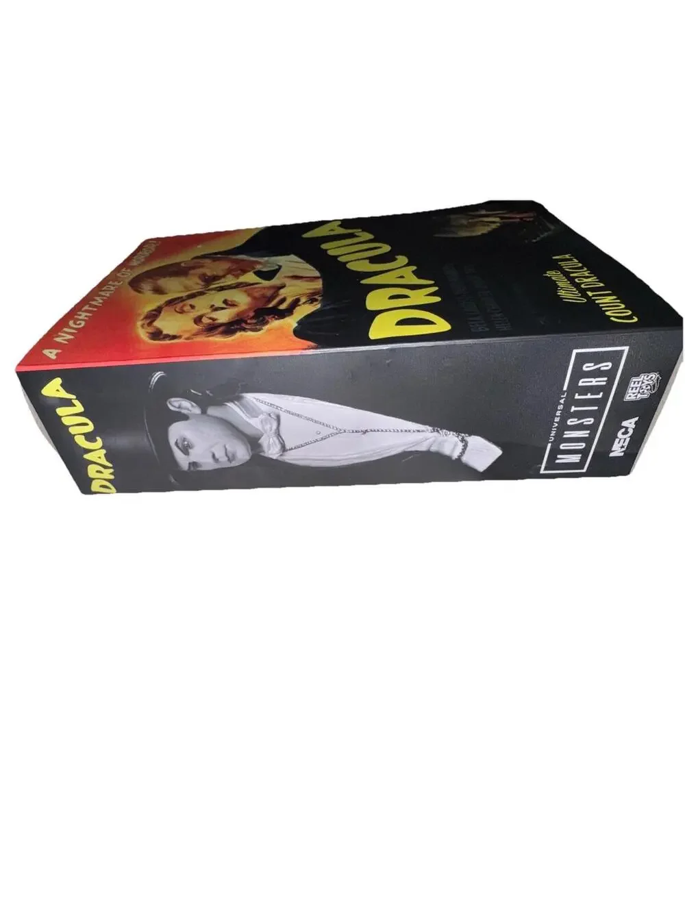 NECA Universal Monsters Ultimate Count Dracula 7
